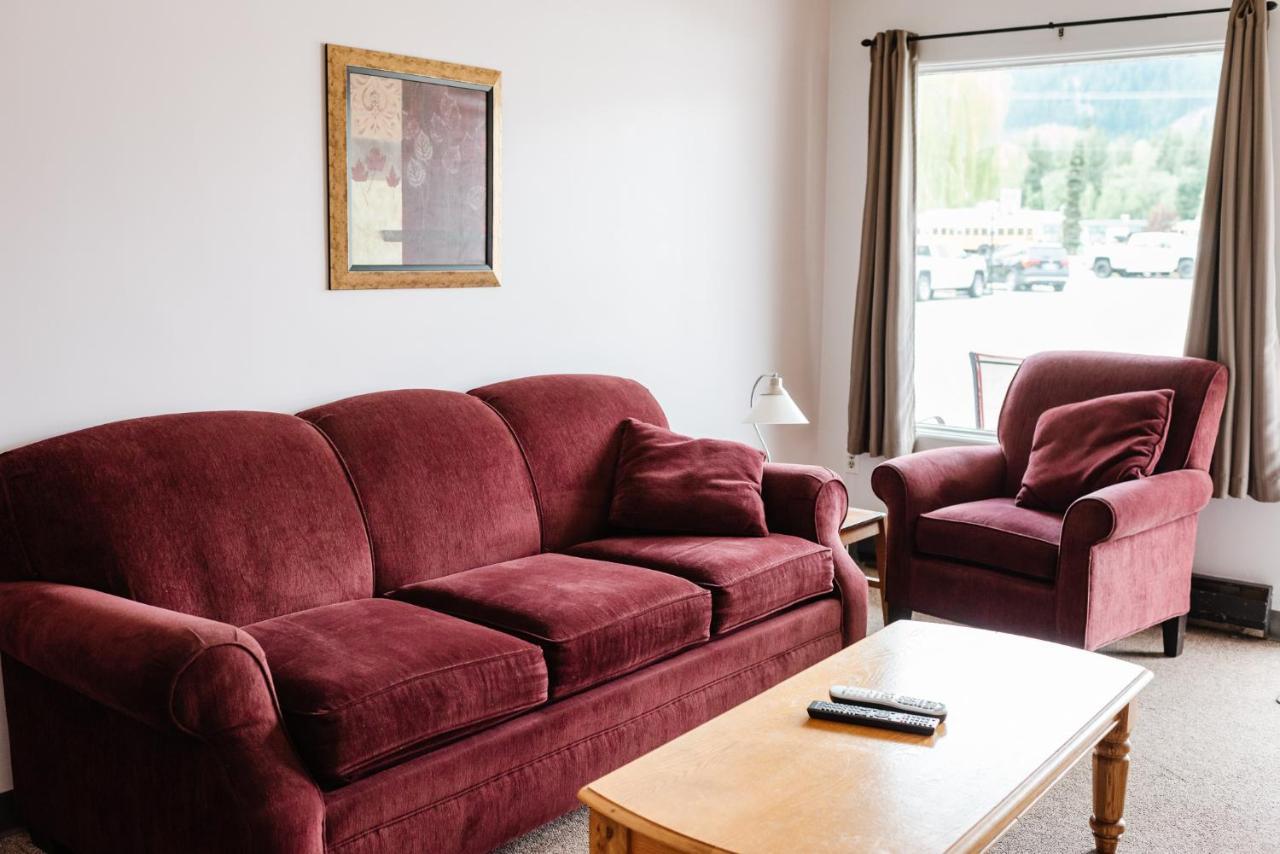 Motel Paradise Sicamous